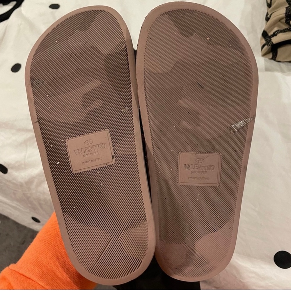VALENTINO rockstud rubber sliders - Picture 5 of 5